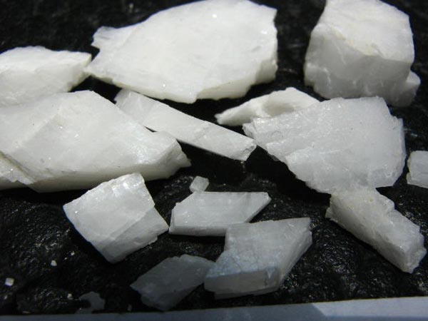 高質(zhì)量碳酸鈣雷蒙磨哪里買(mǎi)