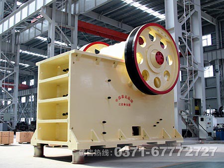 大塊鵝卵石打成石子選用哪種礦山破碎設(shè)備合適？