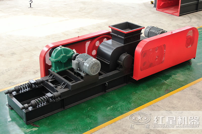 對(duì)輥式制砂機(jī)圖片 對(duì)輥式制砂機(jī)圖片