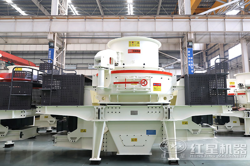 沖擊式電石破碎機(jī)圖片 沖擊式電石破碎機(jī)圖片