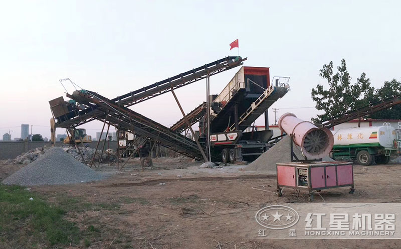 移動破碎機加工礦渣現場 移動破碎機加工礦渣現場