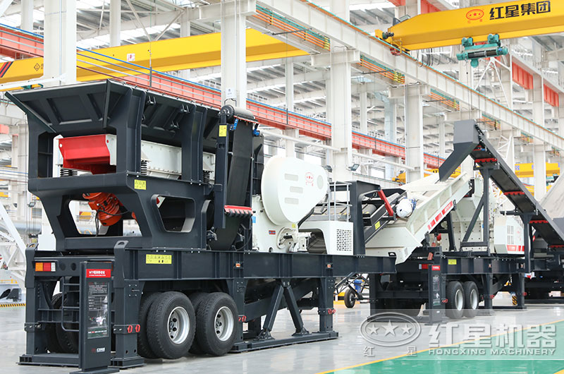 輪胎式移動破碎機(jī)圖片 輪胎式移動破碎機(jī)圖片