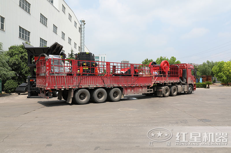 圓錐破碎機(jī)發(fā)貨現(xiàn)場(chǎng)圖片 圓錐破碎機(jī)發(fā)貨現(xiàn)場(chǎng)圖片