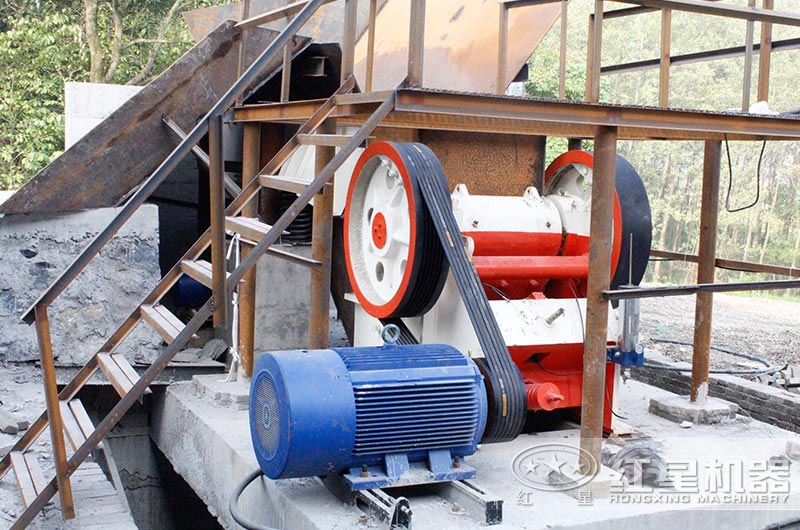 安徽客戶57破碎機工作現(xiàn)場圖片 安徽客戶57破碎機工作現(xiàn)場圖片