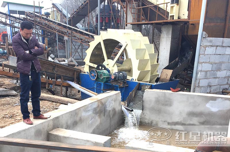 洗砂機工作現(xiàn)場圖片 洗砂機工作現(xiàn)場圖片