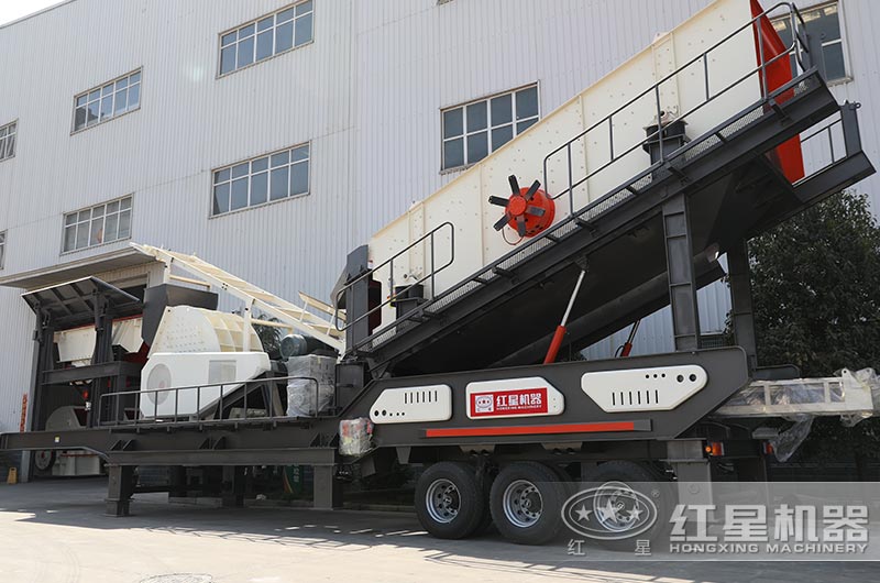 移動(dòng)錘式粉碎機(jī)圖片