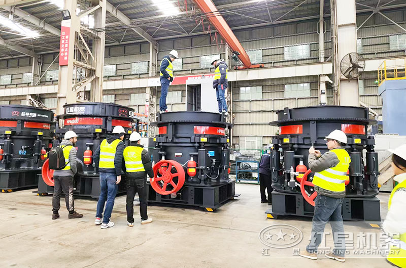 客戶來(lái)廠考察設(shè)備 客戶來(lái)廠考察設(shè)備