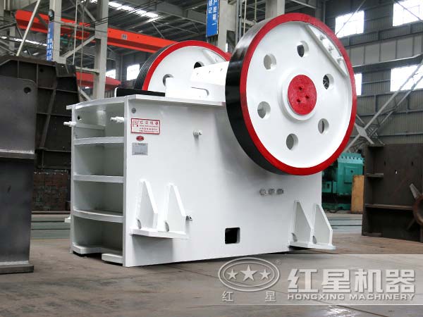 1215廢鋼鄂式破碎機多少錢一臺？預(yù)期產(chǎn)值可達多少噸？