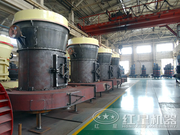 立式磨粉機(jī)生產(chǎn)車(chē)間