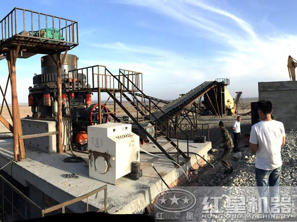 花崗巖破碎生產(chǎn)線客戶現(xiàn)場實拍