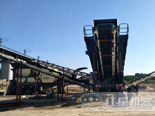 時產(chǎn)450噸石料移動磕石機(jī)多少錢？求品牌介紹