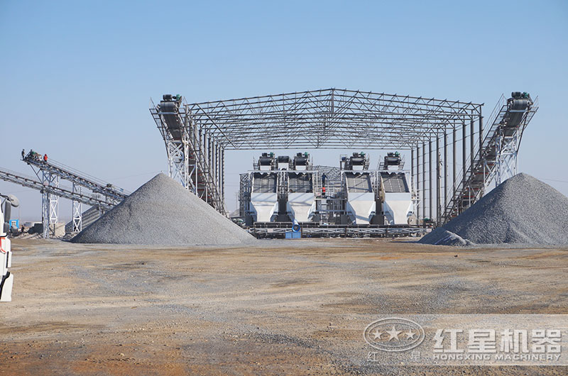 石頭粉碎成沙好賣嗎？ 市場(chǎng)石頭成沙機(jī)器什么價(jià)錢(qián)