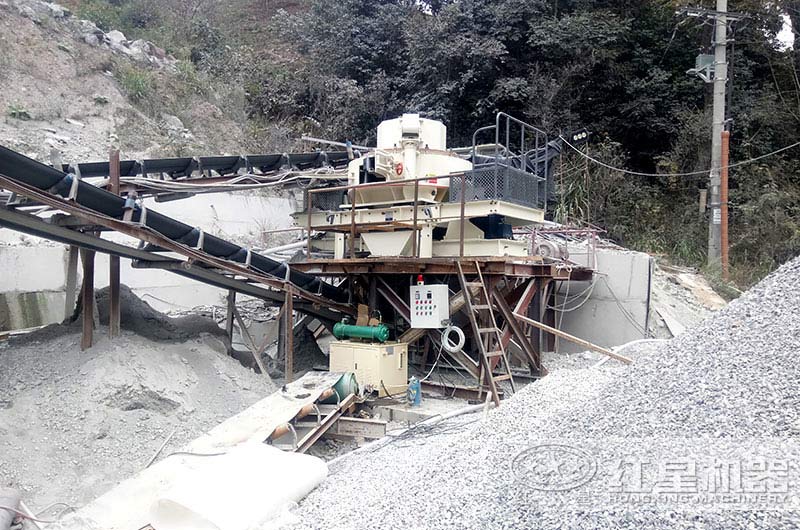 固定式石頭碎沙機作業(yè)現場
