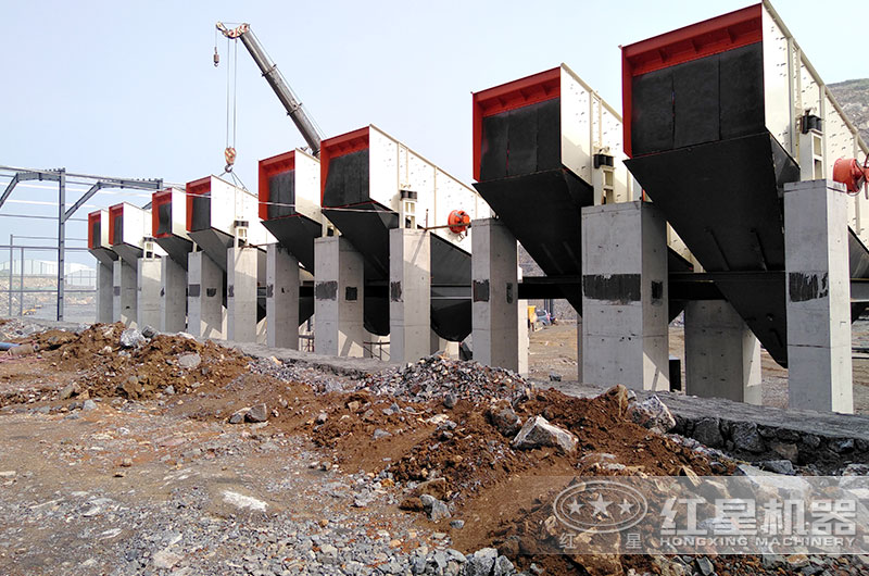 篩分機(jī)安裝現(xiàn)場