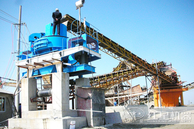 機制沙生產(chǎn)現(xiàn)場