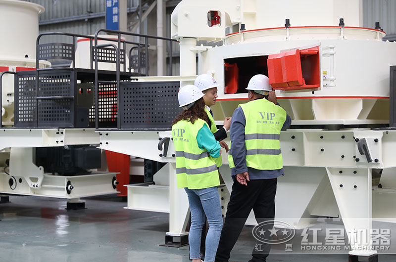 用戶來廠參觀沙場設(shè)備