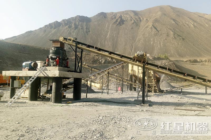 中型碎石機(jī)多少錢一臺(tái)，一天能碎多少石頭？