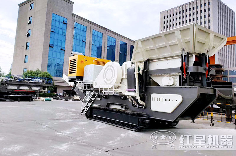 移動篩分破碎機(jī)