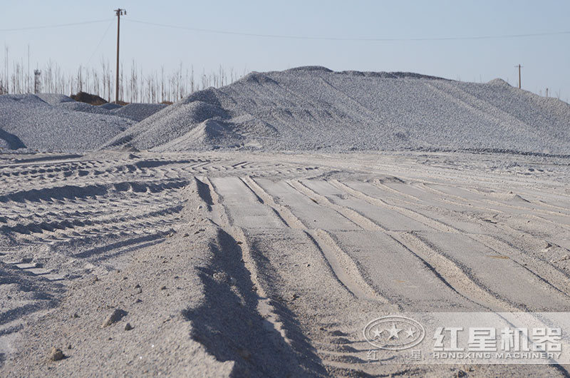 破碎石頭生產(chǎn)石子違法嗎，現(xiàn)在可以著手2022年石頭加工了嗎？