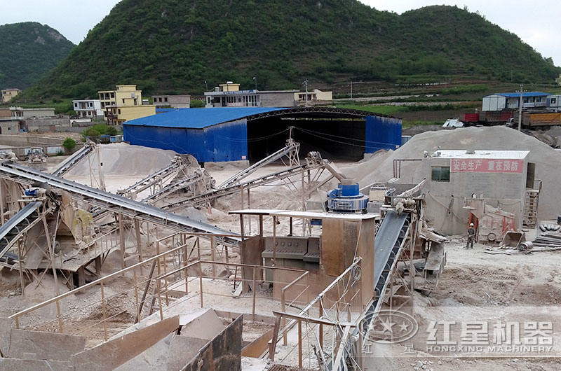 細(xì)沙中沙粗沙如何區(qū)分？粗沙打成細(xì)沙需要哪種機(jī)制砂設(shè)備，多少錢(qián)？