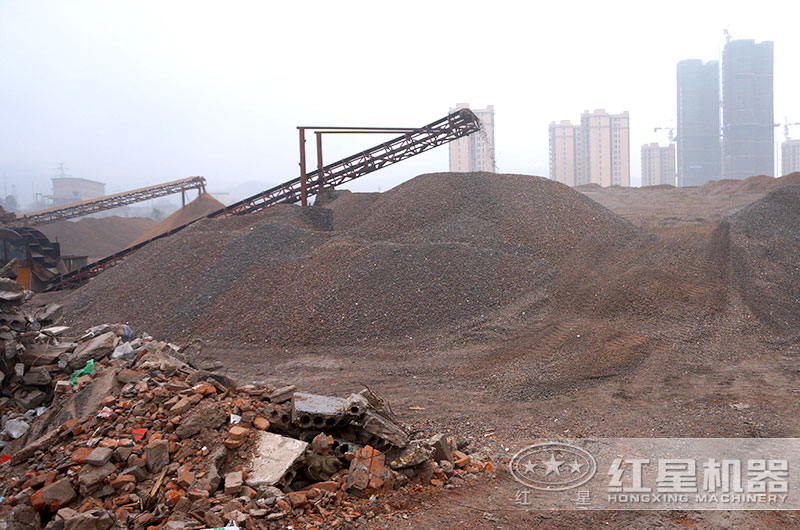 建筑垃圾變廢為磚設(shè)備多少錢，建筑垃圾做的磚多少錢一塊？