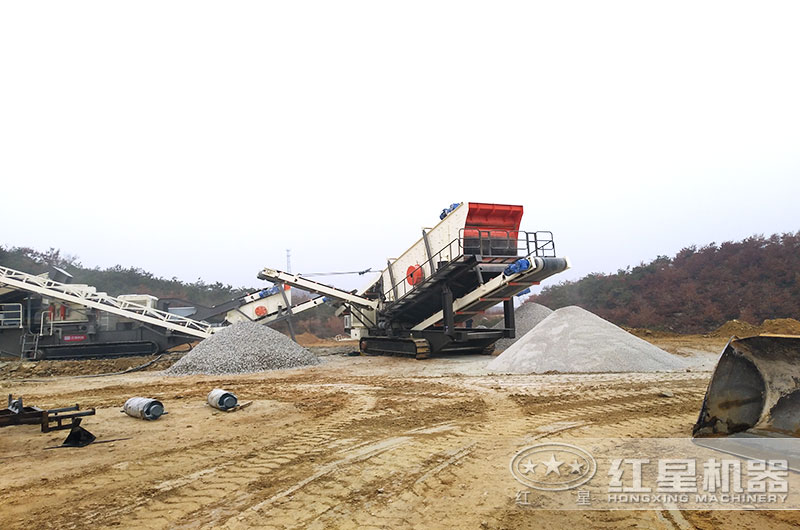 移動破石子機，目前國內(nèi)比較先進的破碎石子機器