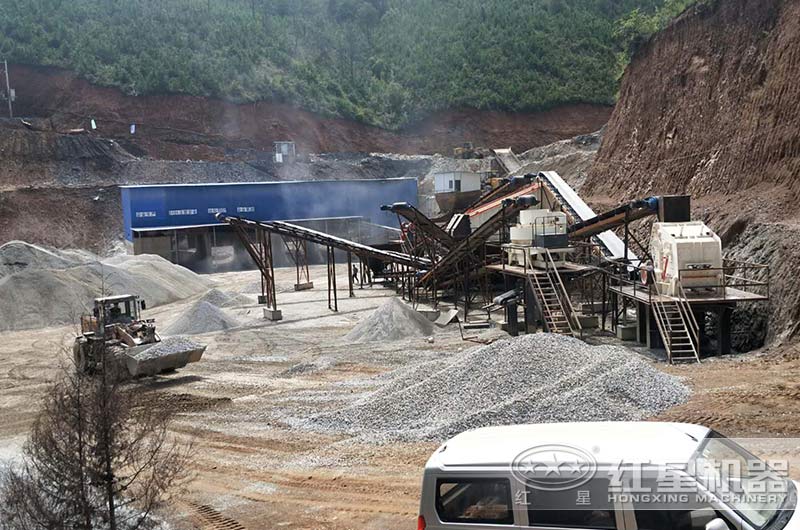 機械制沙原材料是什么？有節(jié)能的新型破碎制沙機嗎？