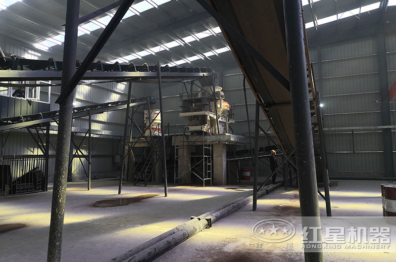 洞渣加工砂石合法嗎？繳納資源稅嗎？需要用到哪些砂石加工設(shè)備？