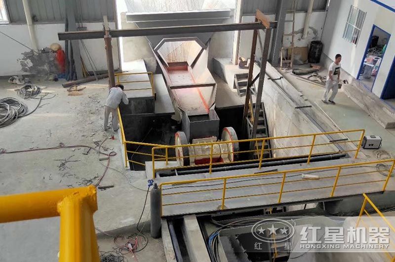 磚廠用頁巖破碎機(jī)轉(zhuǎn)速一般是多少？頁巖磚和紅磚哪個(gè)建房子好？