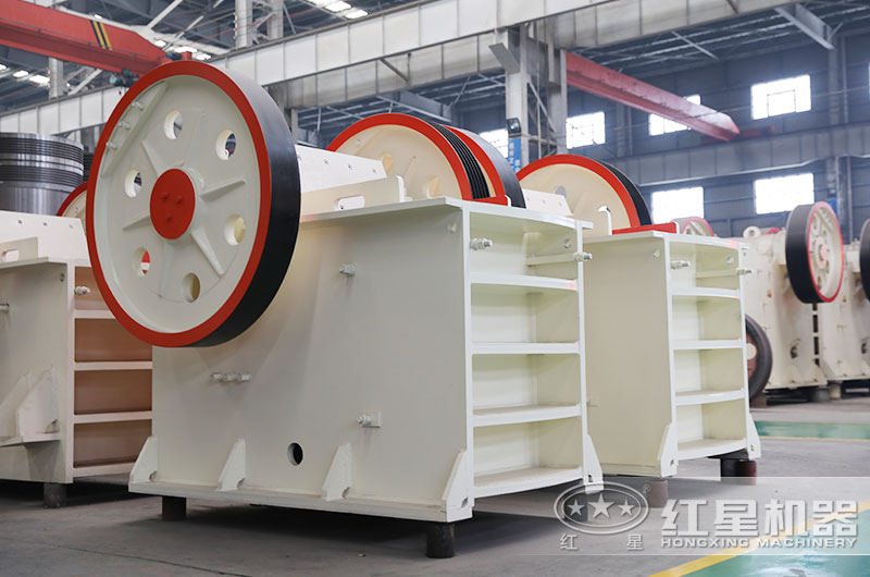 75型破碎機(jī)每小時(shí)產(chǎn)量是多少？投一部75破碎機(jī)需用多少錢