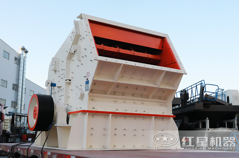 哪種型號(hào)的破碎機(jī)能處理50公分到20公分硬度不大的物料？